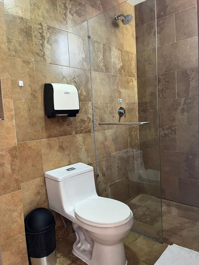Hostal Camil Loja Exteriör bild